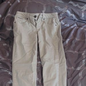 Kacki Pants